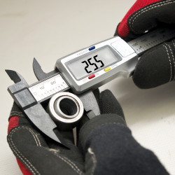 Vernier Carbon Fibre 150mm Metric / Inch Digital 0.01mm Acc.